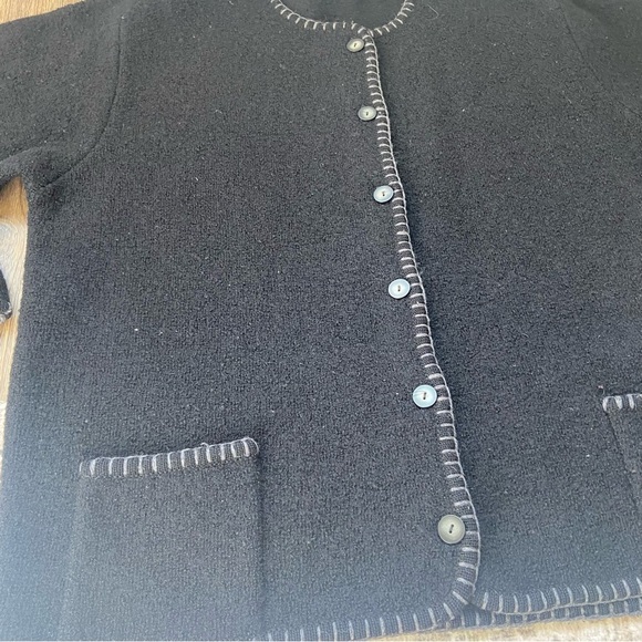 Vintage 100% Wool Black Cardigan Sweater - Picture 3 of 11